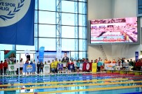 KARŞIYAKA BELEDİYESİ - Karşıyakalı Yüzücülerden 8 Madalya