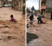 VİRANŞEHİR - Sele Kapılan Çocuğu Böyle Kurtardılar