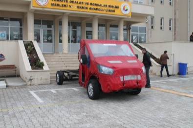Vali Seymenoğlu, Araç Teslim Törenine Katıldı