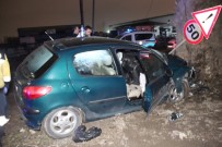 KÖSEKÖY - Ağaca Çarpan Alkollü Sürücü Aracından Burnu Bile Kanamadan Çıktı