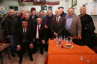 Başkan Kazım Kurt, Osmangazi Mahallesi'nde Vatandaşlarla Buluştu