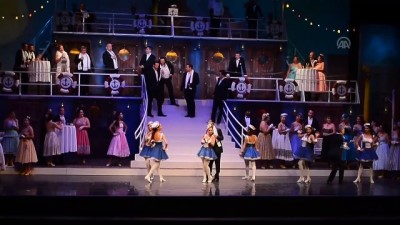 'Çardaş Prensesi' Antalya'da Sahnelendi