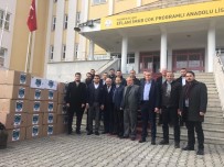 İstanbul Eflaniler Derneği'nden 80 Öğrenciye Giyim Yardımı