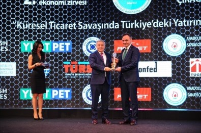 İstanbul Yatırım Zirvesinde DİKA'ya Altın Değerler Ödülü