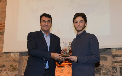 Mevlana Şiir Yarışması'nda Ödüller Sahiplerini Buldu
