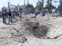 MEDYA ÇALIŞANLARI - Somali'deki Bombalı Saldırılarda 15 Kişi Öldü