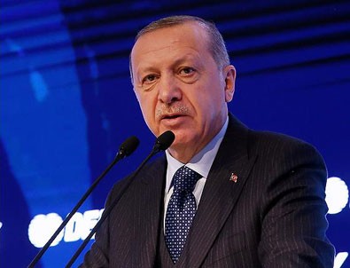 Cumhurbaşkanı Erdoğan: Sanatçı müsveddeleri beni ipe götürecekmiş! Bunun bedelini ödeyecekler
