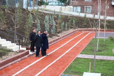 Başkan Ak'dan Parke Döşenen Yollarda İnceleme