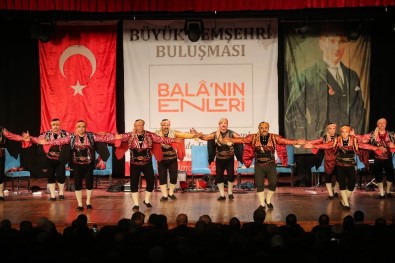 Başkan Yaşar'a Bir Ödül De Balalılardan