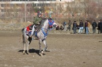 ORTADOĞU - Bayburt'ta Cirit Sporu Yaşatılıyor