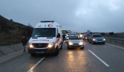 Beypazarı'nda Trafik Kazaları Nedeniyle Yol Kapandı
