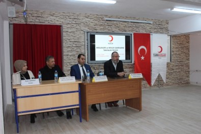 Cizre'de 'Mesleki Kariyer Ve Meslek Tanıtım Programı' Düzenlendi