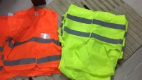 BURSA EMNIYET MÜDÜRLÜĞÜ - Gaybubet Evlerinden Sarı Ve Turuncu Yelek Çıktı