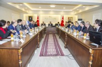 SERDAR KÖSE - İZDES Heyeti Van'da İstişarelerde Bulundu