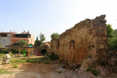 Rüstem Paşa Kervansarayı'nda Kazı Ve Restorasyon Çalışmalarına Başlanıyor