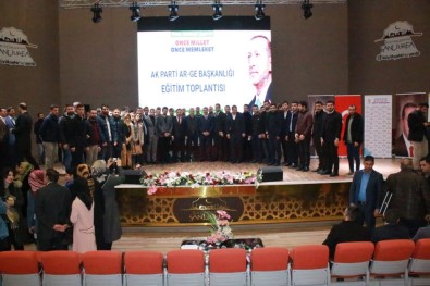 Şanlıurfa'da Parti İçi Ar-Ge Teşkilat Eğitim Toplantısı Yapıldı