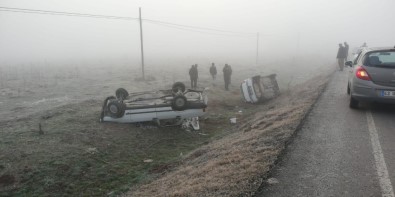 Tavşanlı'da 2 Otomobil Çarpıştı Açıklaması 2 Yaralı