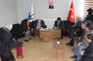 Başkan Orhan Halk Günü'nde Vatandaşları Dinledi