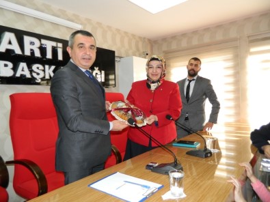 Doğanşehir AK Parti Kadın Kolları'ndan Koca'ya Ziyaret