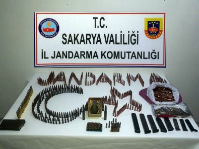 Jandarmanın Operasyon Düzenlediği Evden Cephane Çıktı