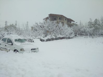 Adana'nın Tufanbeyli İlçesinde Okullara Kar Tatili