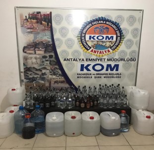 Antalya'da Kaçak Ve Sahte İçki Operasyonu Açıklaması 2 Gözaltı