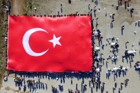 MÜNIR KARALOĞLU - Antalya Valiliğinden Yırtık, Sökük, Yamalı, Solmuş Türk Bayrağı Genelgesi