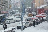 BALIKÇI ESNAFI - Malazgirt'te Kar Kürekleri Tamamen Tüketildi