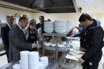 KURU FASULYE - Rektörden Öğrencilerine Kar Tatili Jesti Ücretsiz Yemek