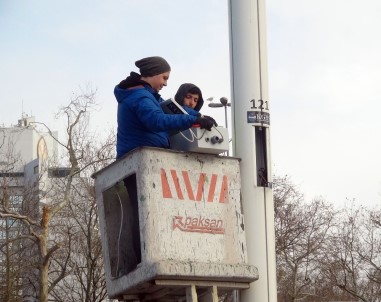 Taksim'de Bulunan 'MOBESELERE' Yeni Yıl Bakımı