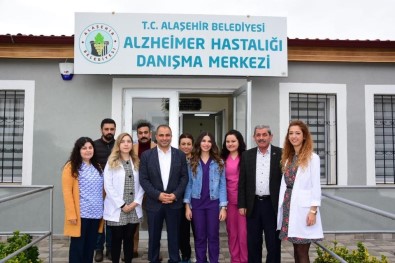 Alaşehir'de Alzheimer Hastalarına Büyük Hizmet