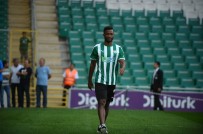 SANTIAGO - Chedjou kendini buldu