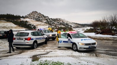 KKTC'de Dolu Yağışı Hayatı Olumsuz Etkiledi