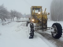 BEYDAĞı - Malatya'da Büyükşehir Belediyesi Kar Mesaisinde