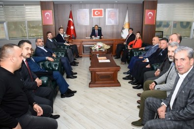 MHP'den AK Parti'ye 'Hayırlı Olsun' Ziyareti