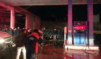GAZ SIZINTISI - Petrol İstasyonundaki Yangın Söndürüldü