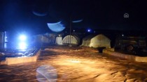 ÇADIR KENT - Suriye'de Sağanak Sığınmacı Kamplarını Sular Altında Bıraktı