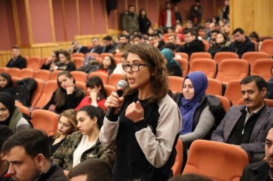 Çeşm-İ Cihan Sohbetlerinde 'Türkiye'nin Geleceği' Konuşuldu
