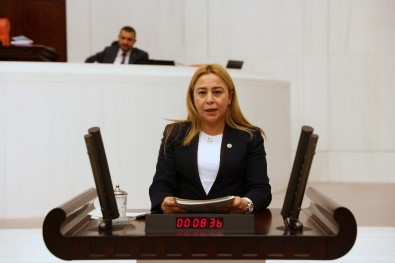 MHP Konya Milletvekili Esin Kara Açıklaması 'Vergi Ödemenin Kul Hakkı Ve Milli Ödev Olduğu Küçük Yaşta Aşılanmalı'