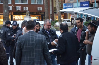 Önce Taş Attılar, Sonra Çaldılar