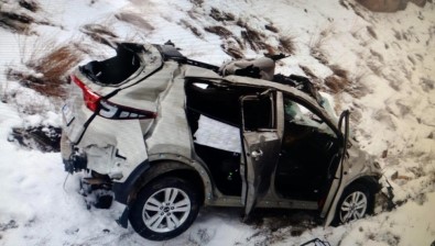 Sarıkamış'ta Trafik Kazası Açıklaması 1 Ölü, 3 Yaralı