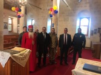 SÜRYANI - Vali Aykut Pekmez Süryani Vatandaşlarla Bir Araya Geldi