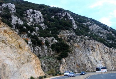 Devrant Rampasında 'Kaya' Tehlikesi