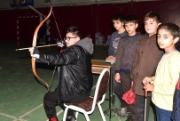 YÜRÜME ENGELLİ - Engeli Başarısına Engel Olmadı