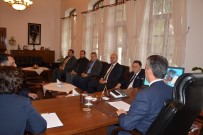 ORMAN İŞLETME MÜDÜRÜ - Kış Hazırlıkları Koordinasyon Toplantısı Kaymakam Sırmalı Başkanlığında Yapıldı