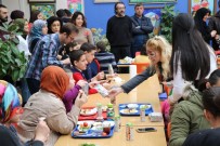 FATIH ÜRKMEZER - Özel Çocuklar '3 Aralık Dünya Engelliler Günü'nde Unutulmadı