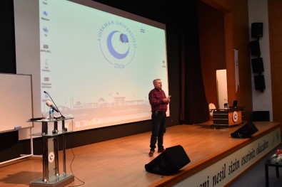 Psikolojik Danışma Konulu Konferans Düzenlendi