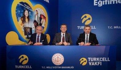 Turkcell'in Eğitime Destek Programı Hedef Büyüttü