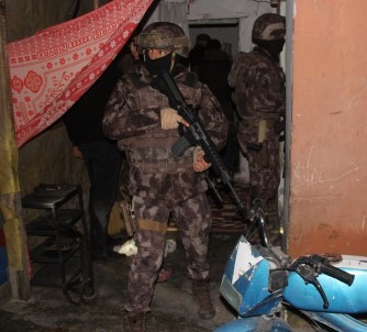 Adana'da DEAŞ'a Operasyon