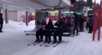 KARANLıKDERE - Elektrik Kesilince Kayakçılar Telesiyejde Mahsur Kaldı